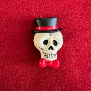 Vintage Russ skeleton holiday pin, 1980s